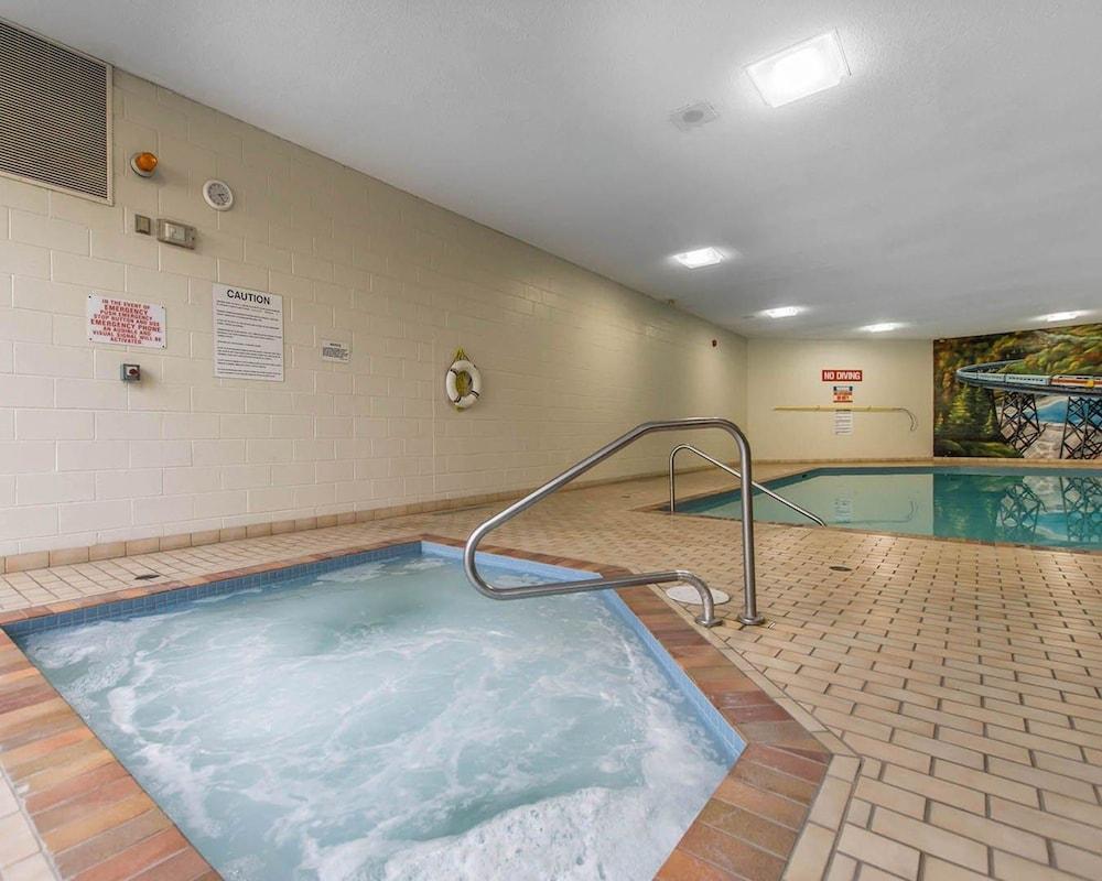 Quality Inn & Suites Bay Front Sault Sainte Marie Esterno foto