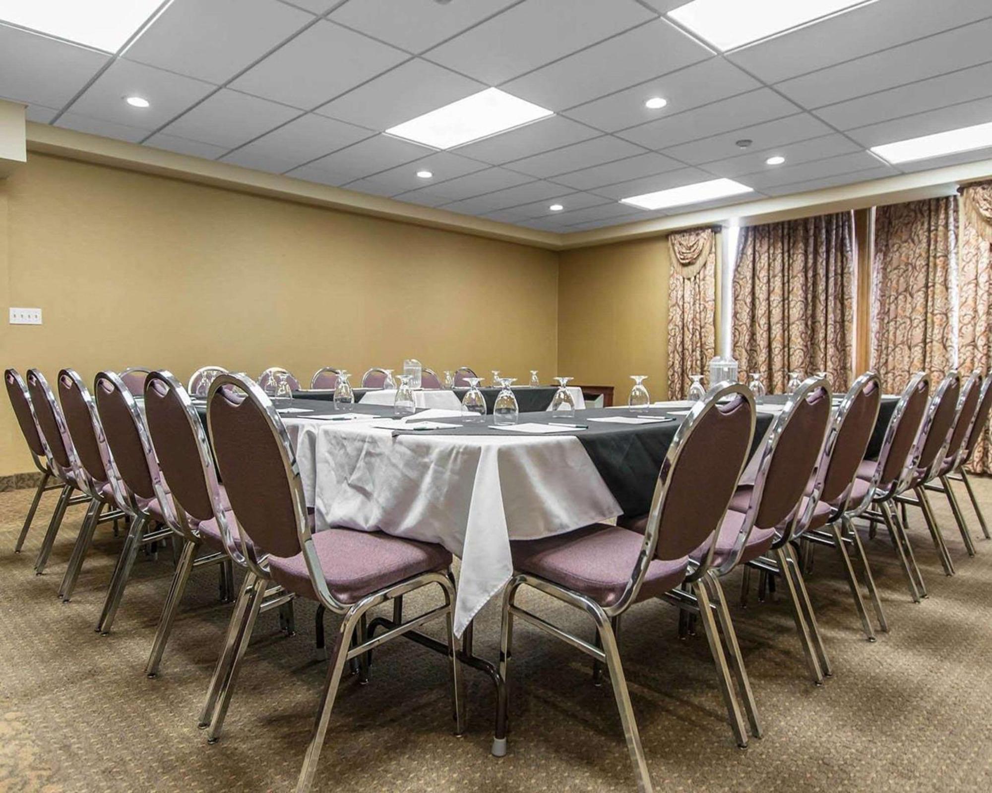 Quality Inn & Suites Bay Front Sault Sainte Marie Esterno foto