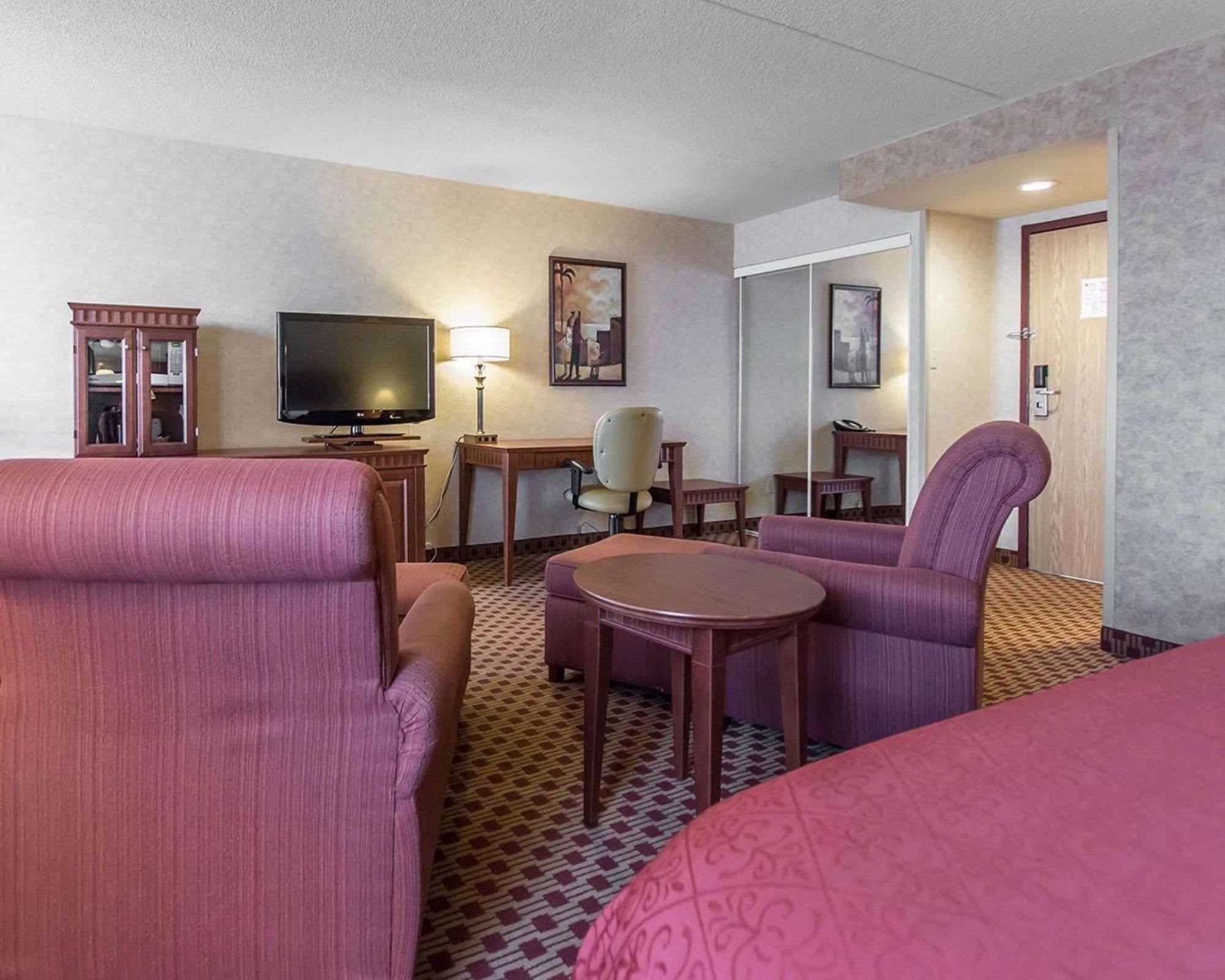Quality Inn & Suites Bay Front Sault Sainte Marie Esterno foto